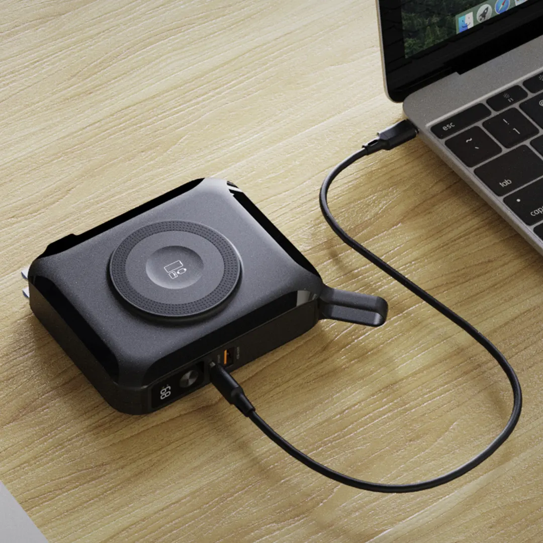 BARACUDA PRO, univerzalni putni punjač laptop pomoćna baterija, 15.000 mah, pd 65w, sa magnetom, crna